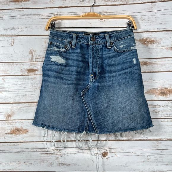 Abercrombie & Fitch Dresses & Skirts - Abercrombie & Fitch Distressed Mini Skirt Medium Wash Denim w Rip Detail  Size 0